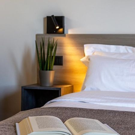 Chiabot Langhe Apartment Roddino ภายนอก รูปภาพ
