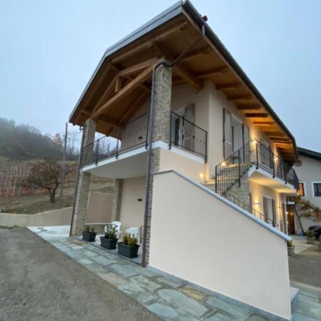 Chiabot Langhe Apartment Roddino ภายนอก รูปภาพ